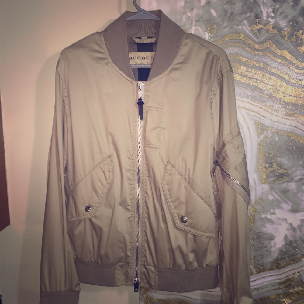 Taupe Burberry Windbreaker - Men’s - XL